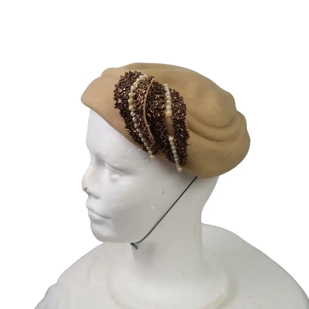 Vintage 50's tan felt wool bead embellished fascinator beret hat - Picture 2 of 8